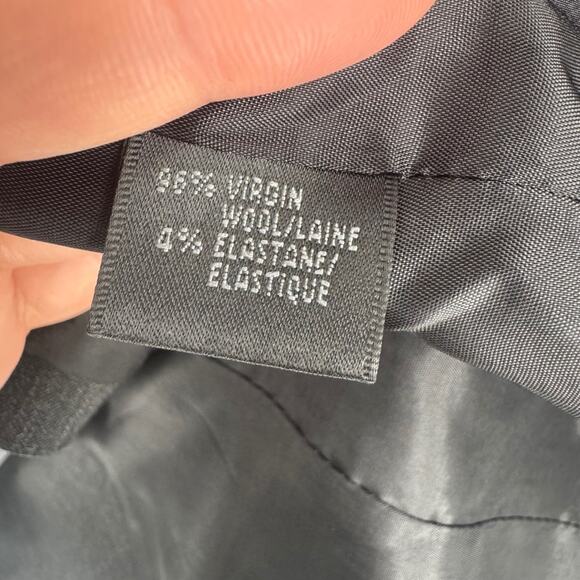 Lafayette 148 New York Charcoal Black Wool Blend Two Button Blazer Size 10 - Picture 6 of 7